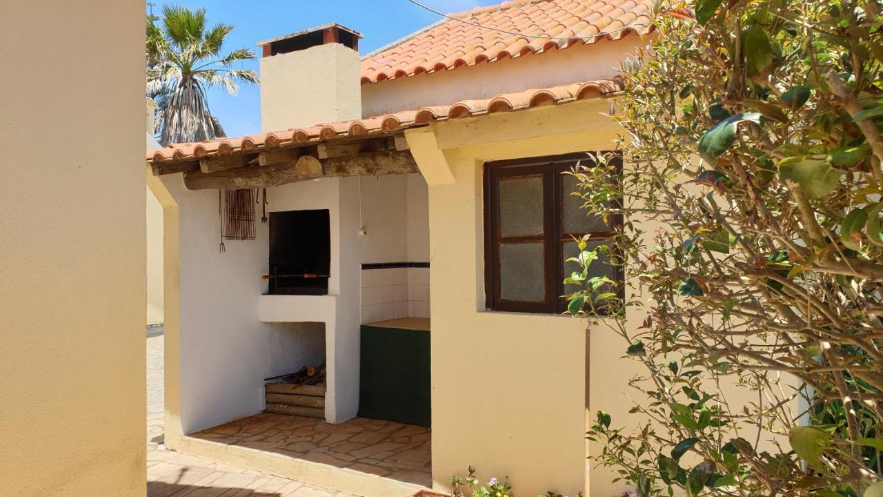 Villa Patrocinio Ribamar  Exterior photo